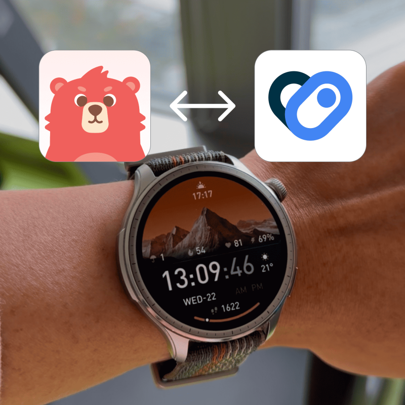 Akıllı saat takan bir bileğin üzerindeki Android Health Connect simgesiyle bağlantılı Fito uygulaması simgesi, uygulama ile Health Connect arasında veri senkronizasyonunu gösterir.